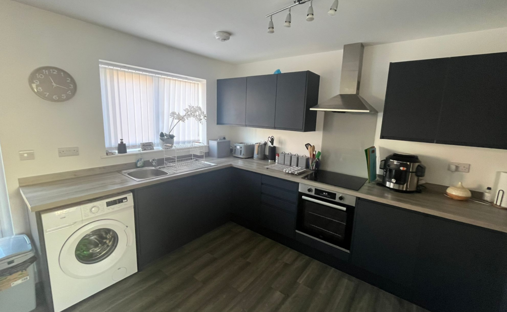 Jupiter house kitchen