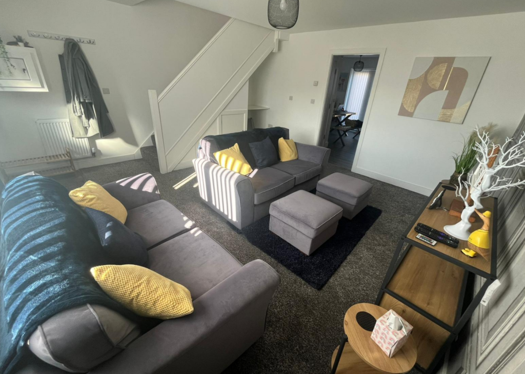 Jupiter house living area